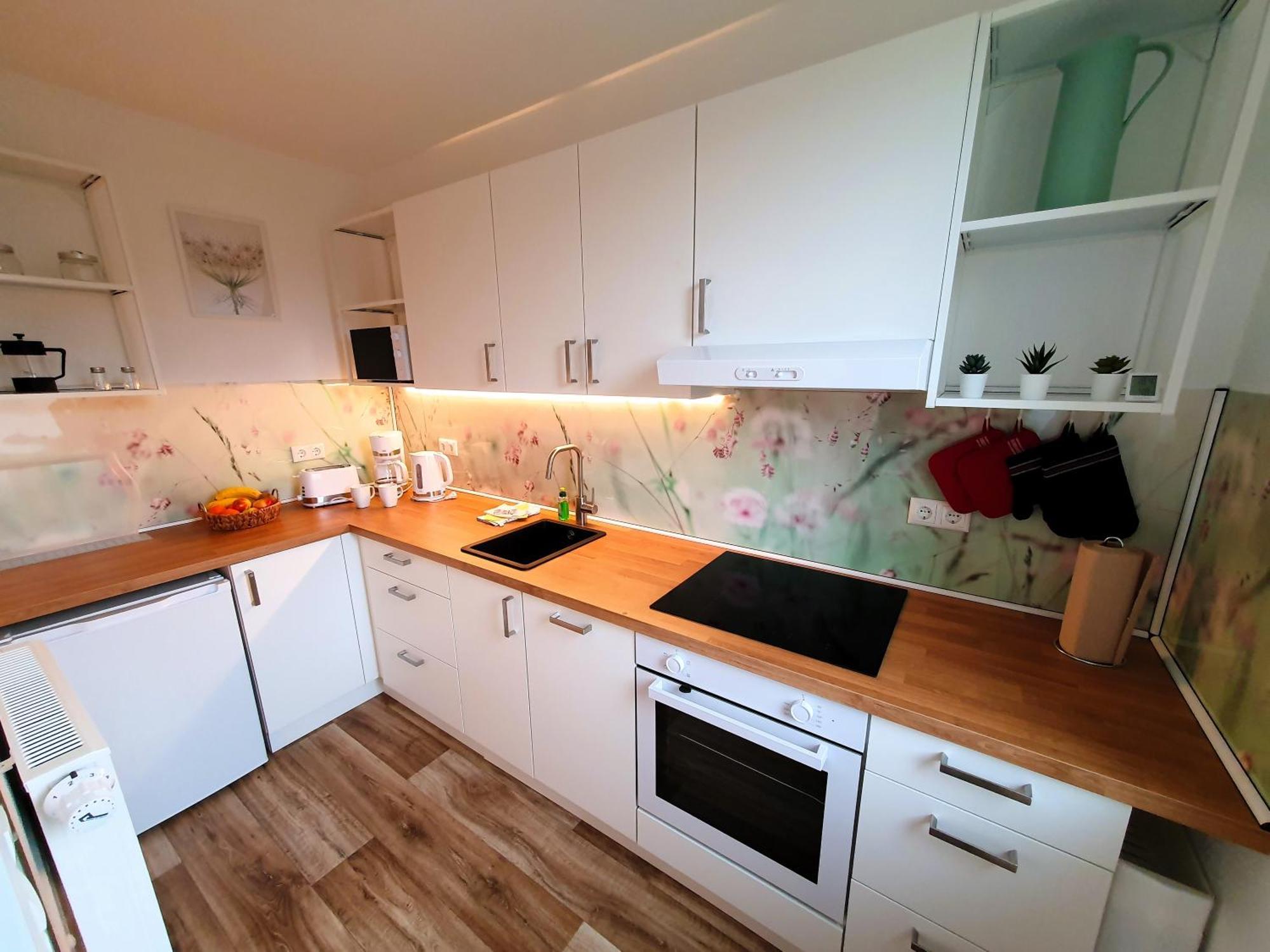 Radfreundliches Wohlfuehl-Apartment Mit Terrasse Und Parkplatz - Fewo Woody شفيرين المظهر الخارجي الصورة